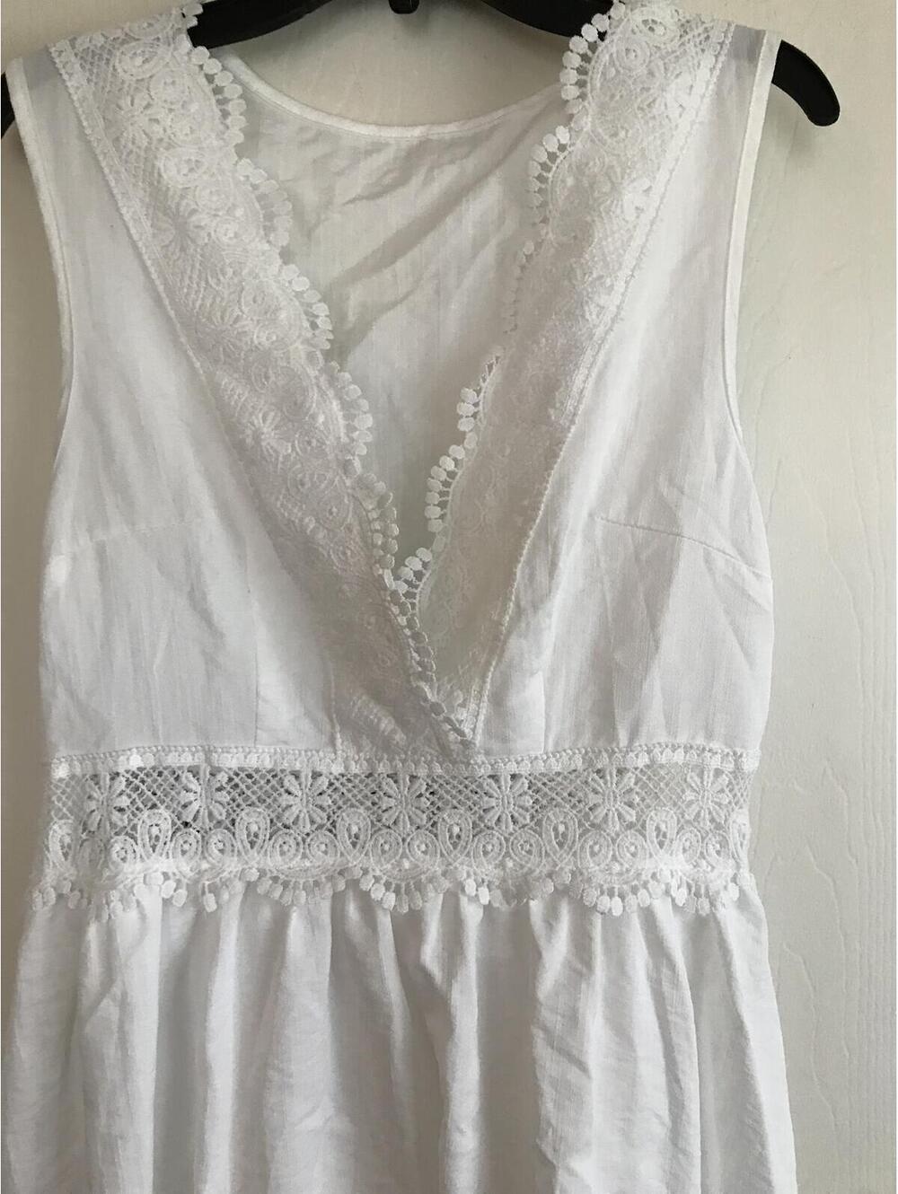White Sleeveless Dress with Lace Detail Size S
